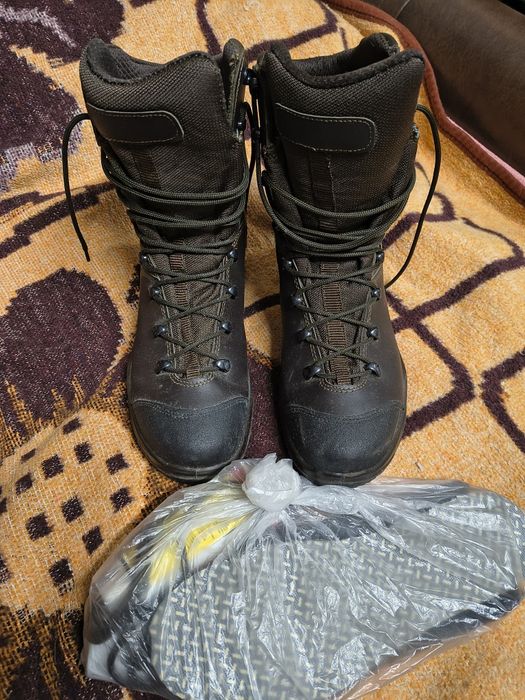 Зимові берці + устілки і шнурки