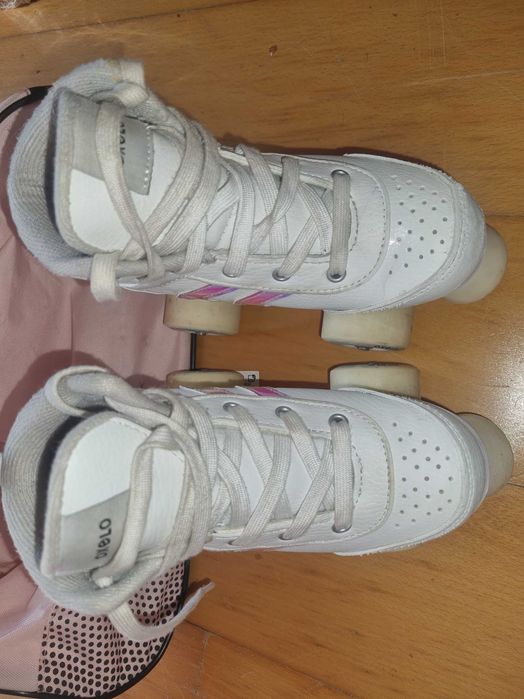 Vendo patins 4 rodas