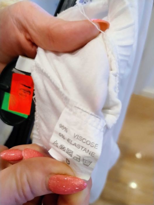 Białe Legginsy z Koronką - Idealne na Lato!