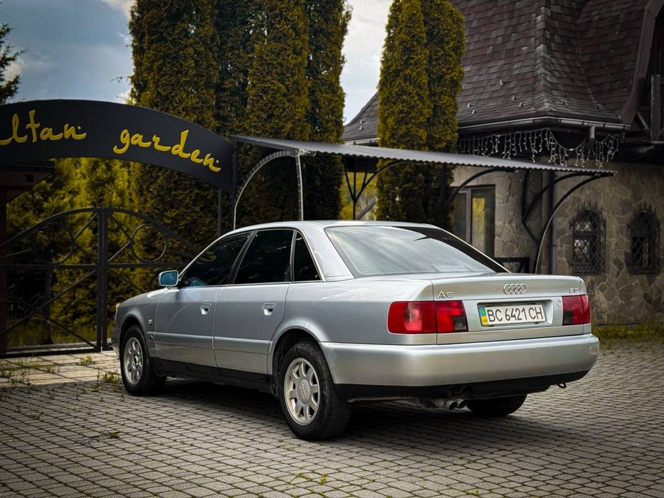 Audi A6C4 1997 рік
