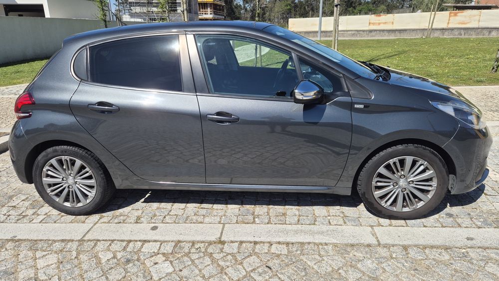 Peugeot 208 Style - kit distribuição novo. Particular.