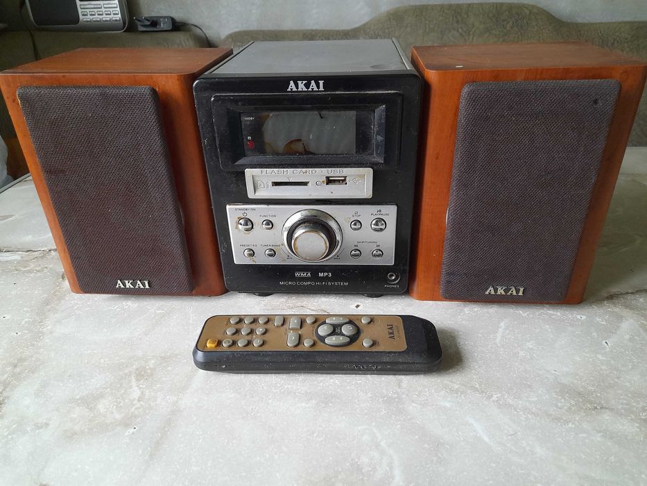 музичний центр AKAI модель QX- 4680 UF  Продаж у Львові