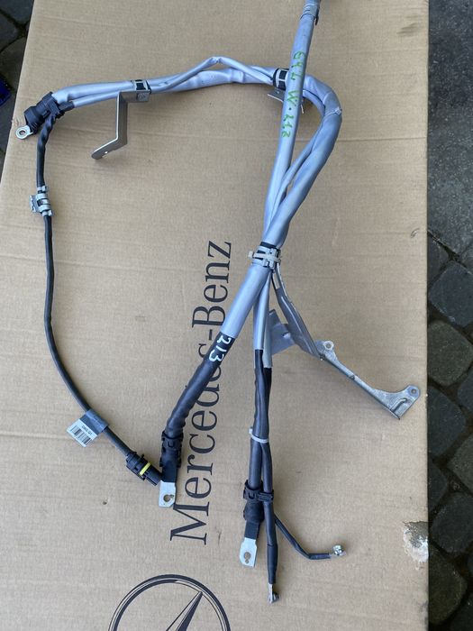 Проводка акб стартера и генератора W213 E-class 350 CDI 3.0 OM 642