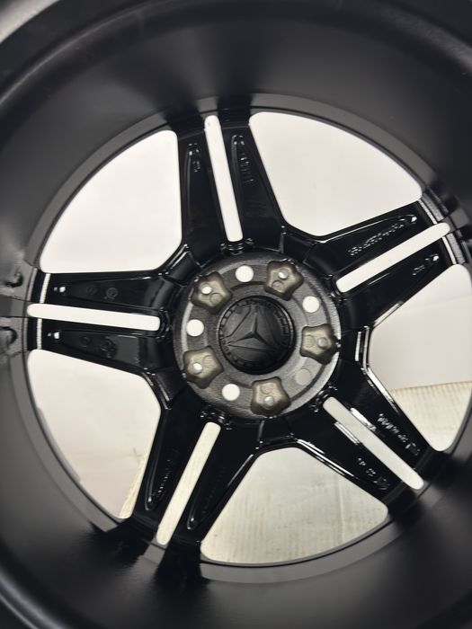 Диски R18 5.112 ЕT52 amg оригінал ml gle V-class віано w213 w218 w247