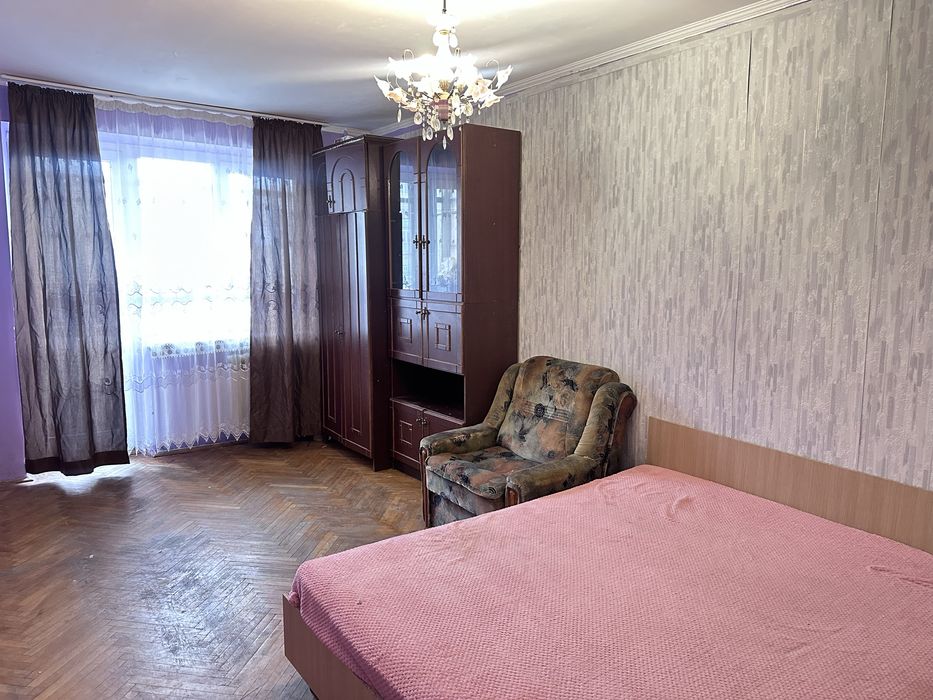 Оренда від власника 2 кімнатна квартира по вул. Володимира Великого