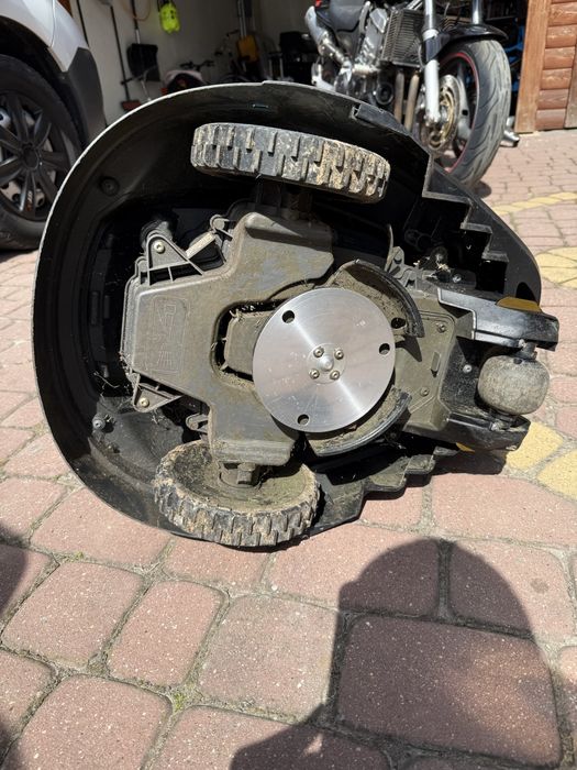 Robot koszacy gardena R70LI