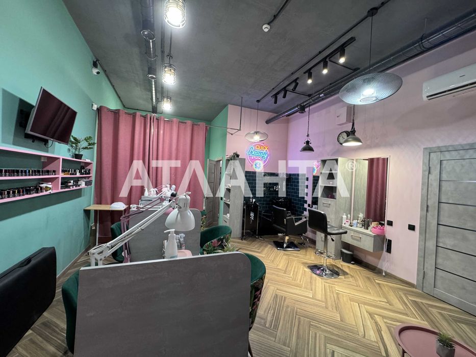 Продам Действующий салон красоты ЖК 4 Сезона Гагарина проспект Фонтан