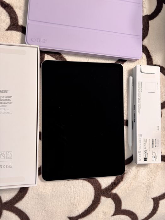 iPad Air 11-inch (M3) Wi-Fi Space Gray + Pencil Pro