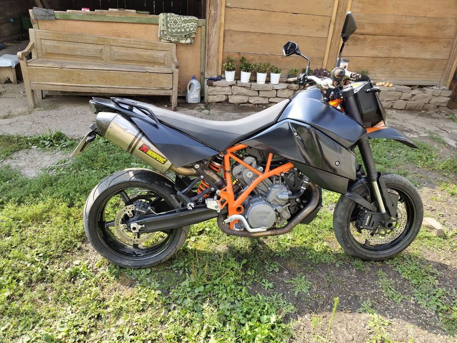 Продам мото КТМ SM 950