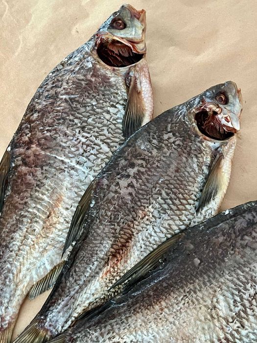 Лящ в'ялений,чищений без ікри