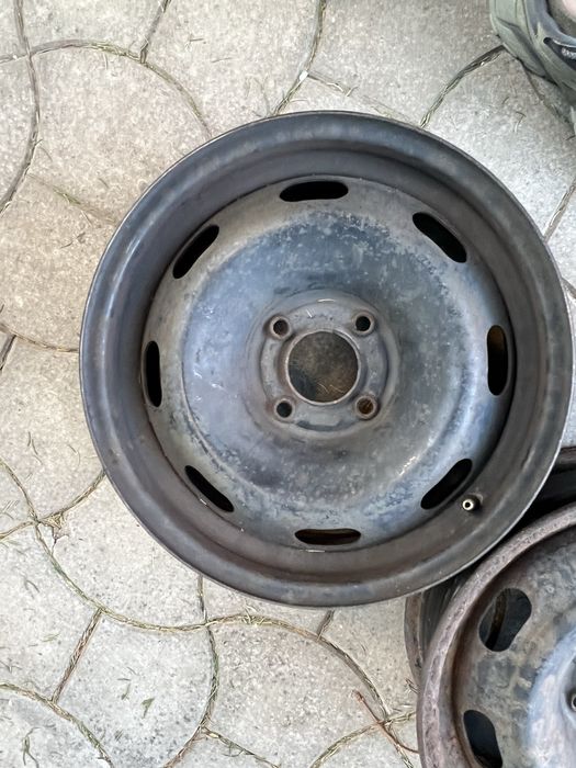 Диски металеві поштучно пара R 15 Peugeot Citroen 4/108