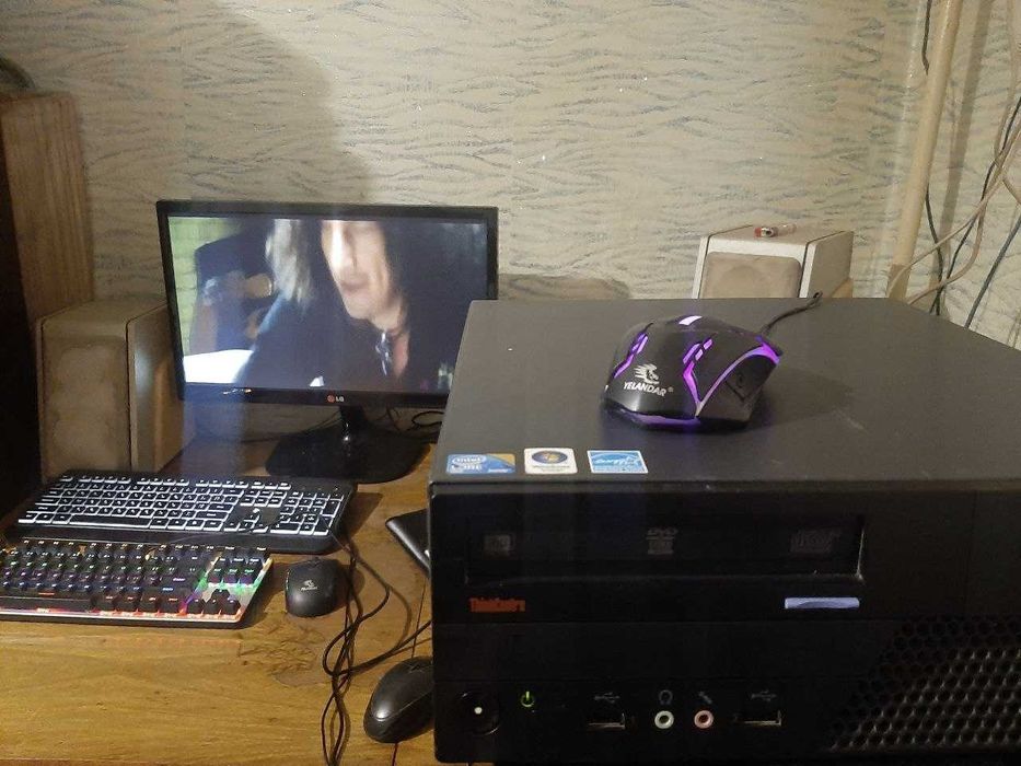 Компактный,брендовый системник для интернета,учебы,работы.