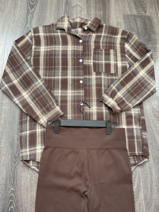 Трендова картата рубашка в клітинку