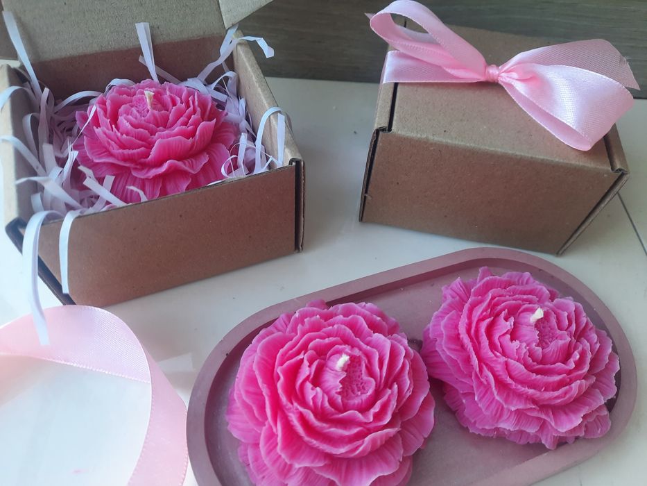 Аромосвіча "Півонія" (Подарунок)  з оливкового воску