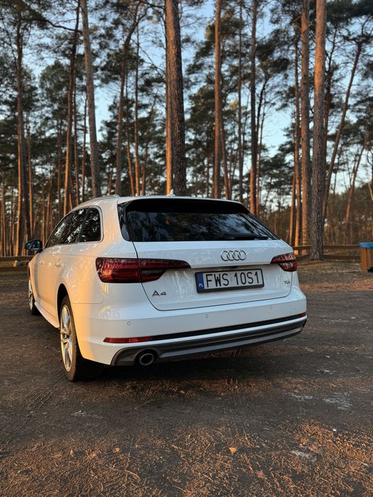Audi A4B9 Avant 2018 2.0 TDI 150 | S tronic | Panorama | Virtual |