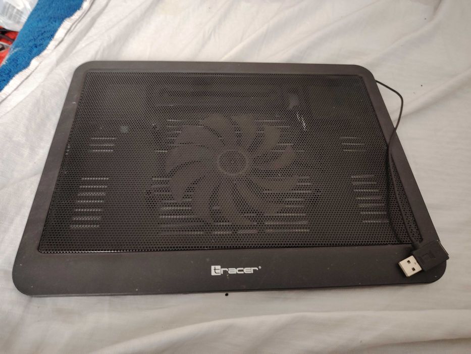 Nowa podkładka chłodząca pod laptopa