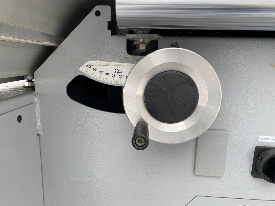 Piła formatowa FELDER K700s / K690s Cyfrowe wskaźniki