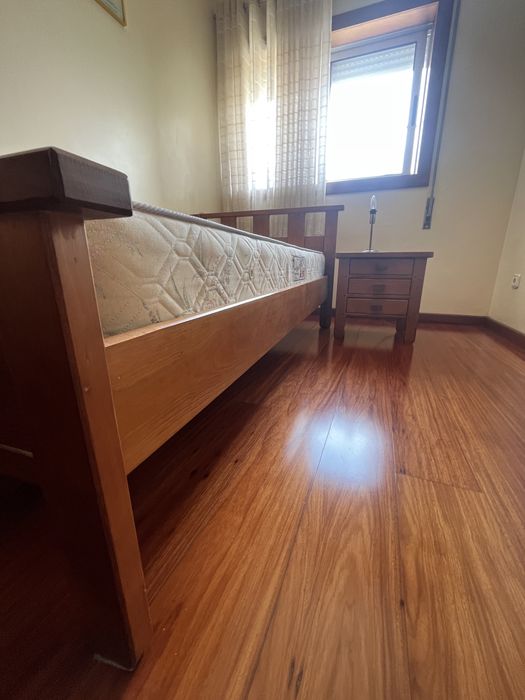 Cama com colchao