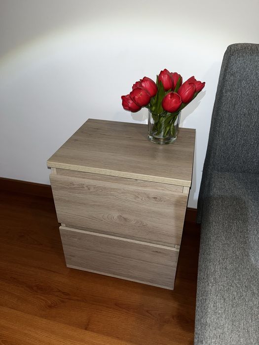 Mesa de Cabeceira Ikea com 2 gavetas