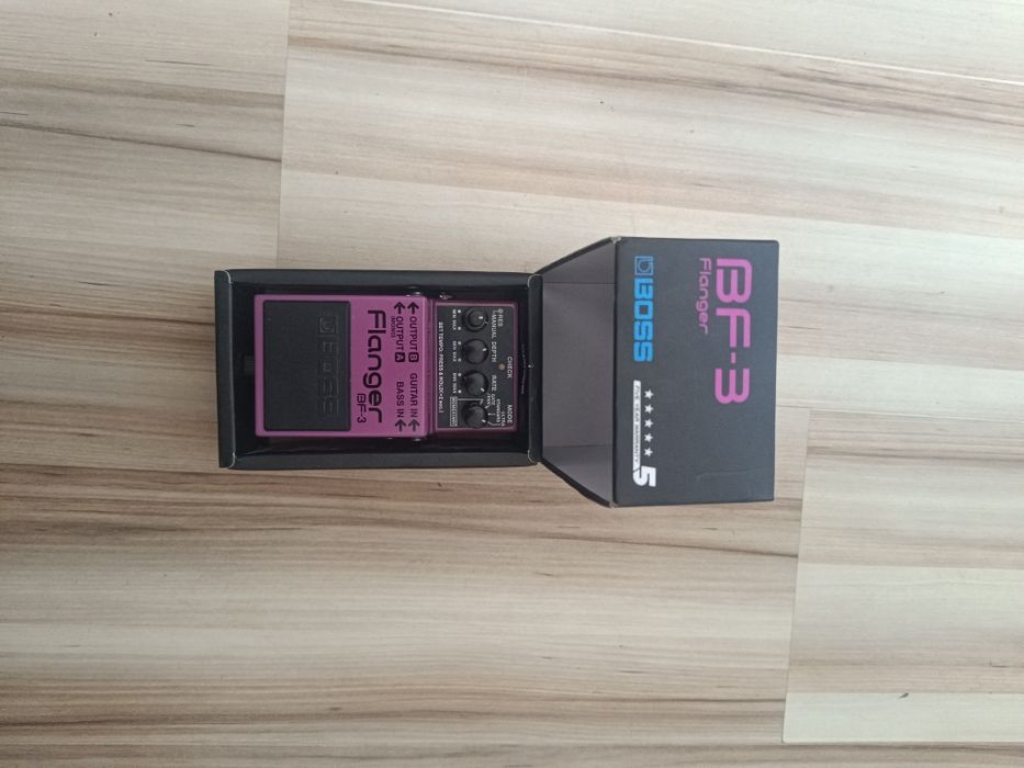 Efekt Gitarowy Boss BF-3
