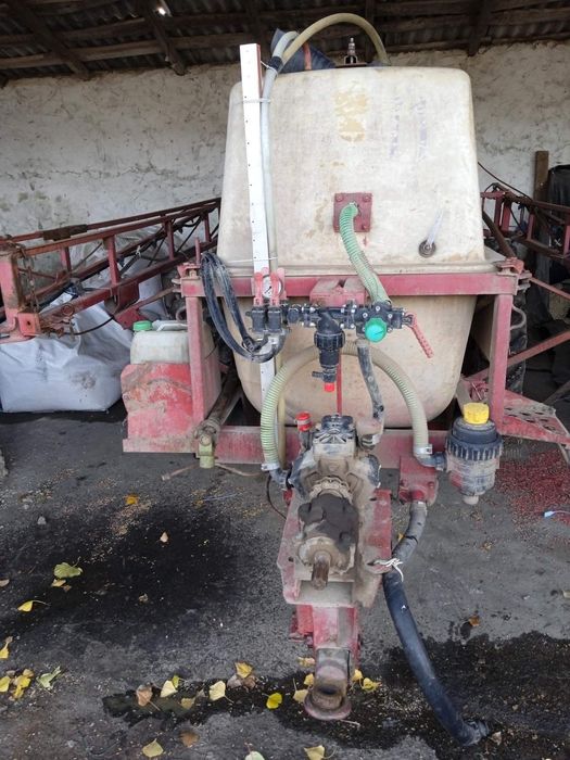 Продам обприскувач ОП 2000