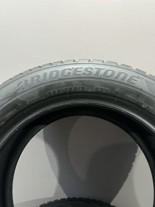 225/55 R17 97V шины Bridgestone Blizzak LM001: 3 690 грн