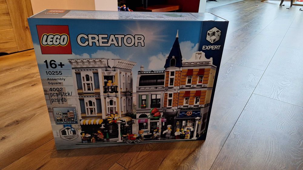 Lego 10255 plac zgromadzen nowy