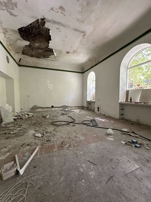 Продажа фасадного помещения в центре города