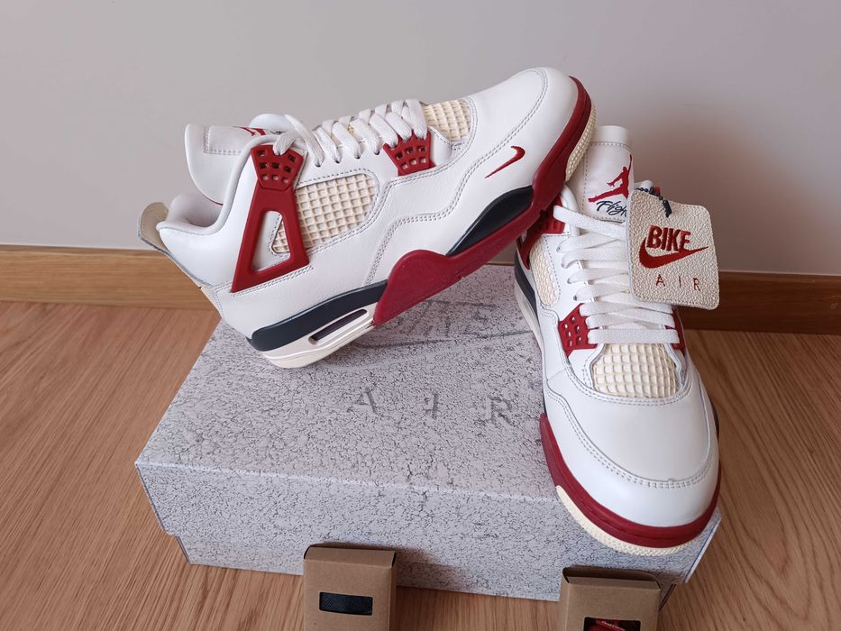 Sapatilhas Jordan 4 brick after brick