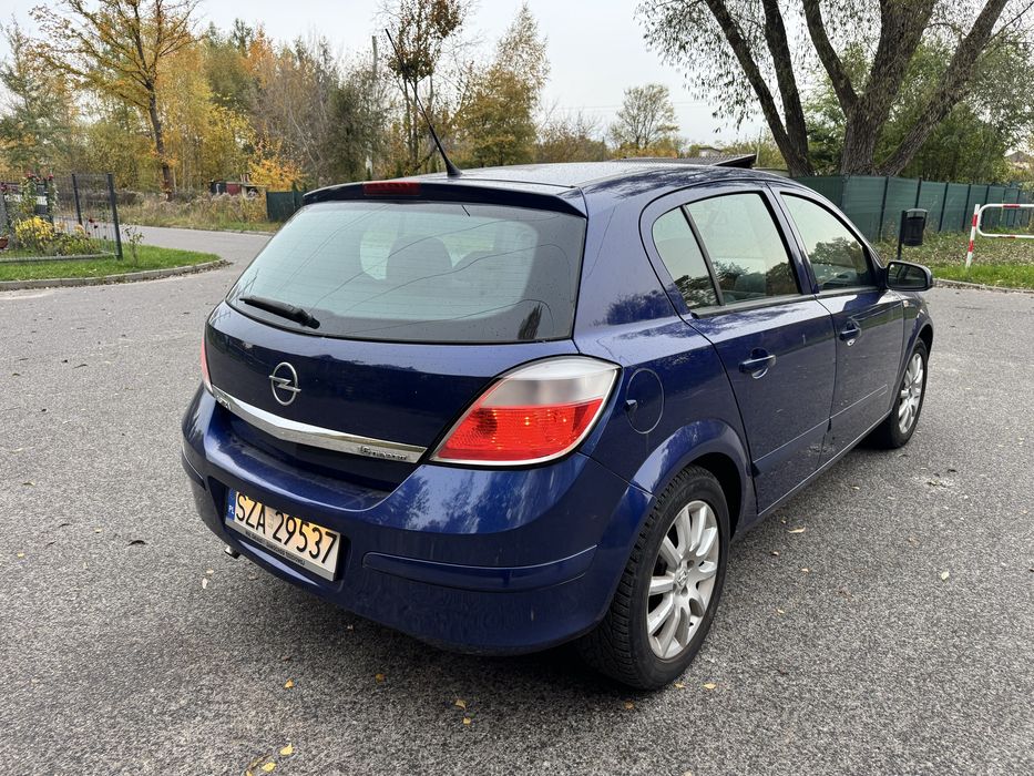 Opel Astra 1.6 105km
