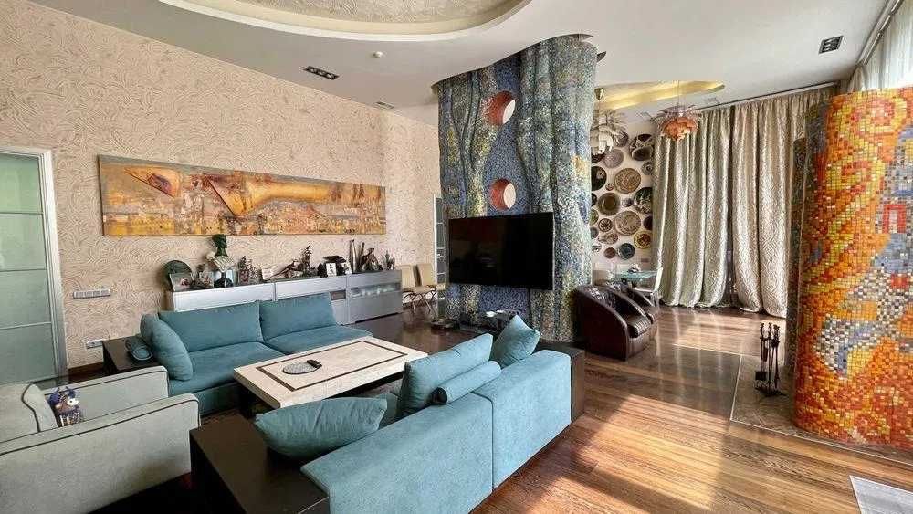 Неймовірний будинок резиденція 1200м2 Нові Безрадичі Обухівський