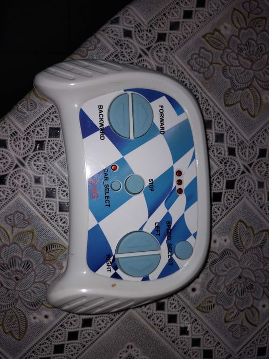 Jipe de criança com comando