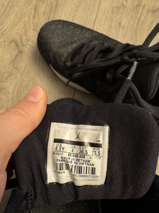 Buty Air Jordan 36.5