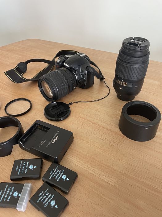 Vendo Nikon D3100