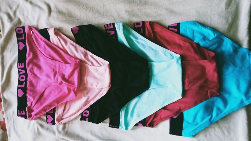 Sprzedam nowe majtki dla młodej dziewczyny