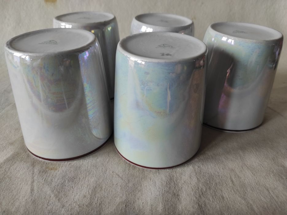 Kubki porcelanowe opalizujące Chodzież 5 sztuk okres PRL