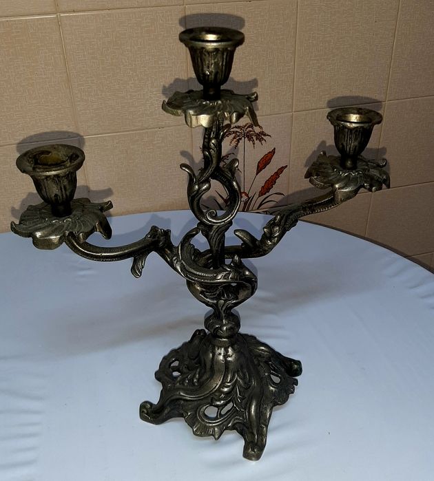 Lindo Castiçal antigo