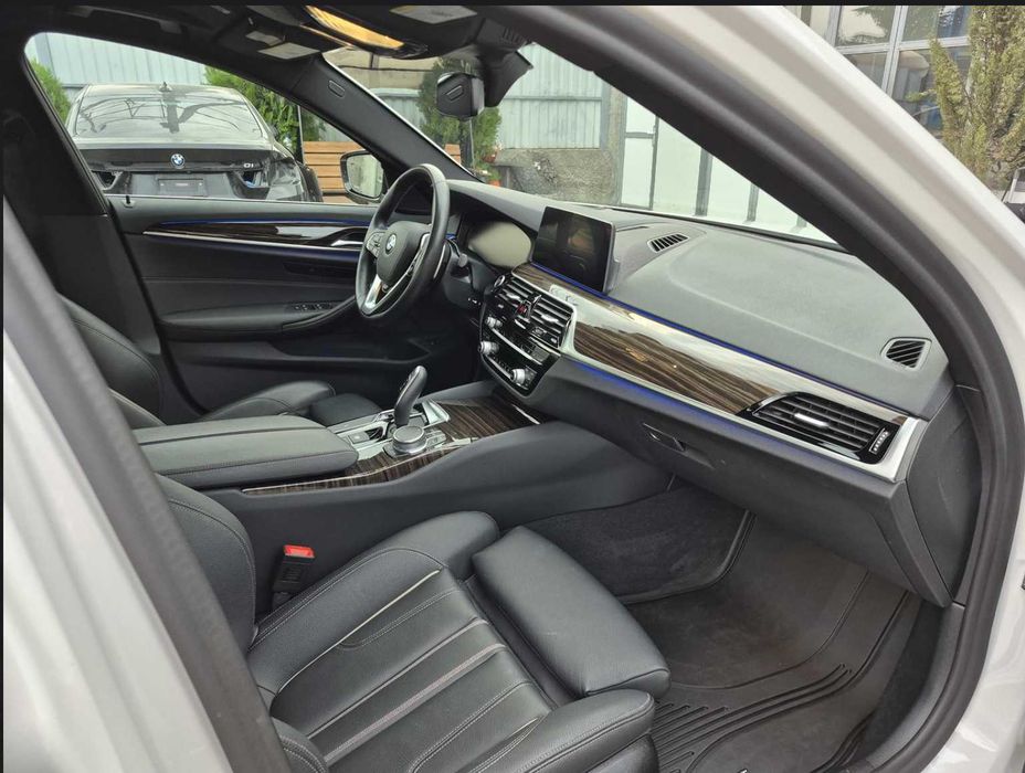 BMW 530 бензин 2020