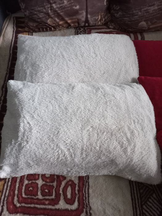 Подушки синтепон.Все за 300грн.