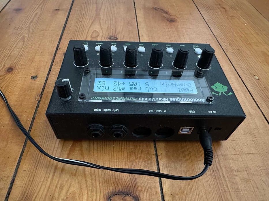 Audiothingies MicroMonsta - 8-голосный синтезатор с мощным звуком, б/у