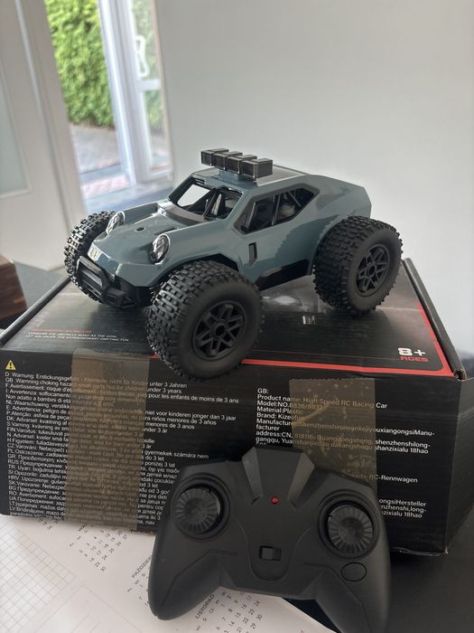 Kizeefun samochód terenowy zdalnie sterowany RC 2,4GHZ