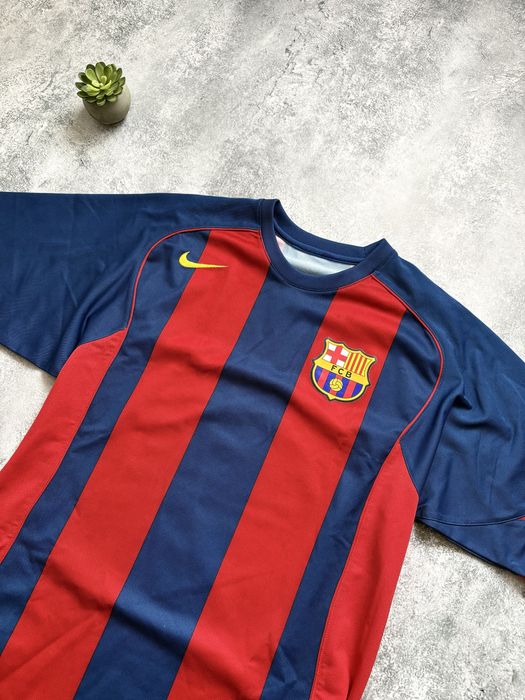 Чоловіча футболка FC Barcelona Vintage Nike 2004 2005: 999 грн