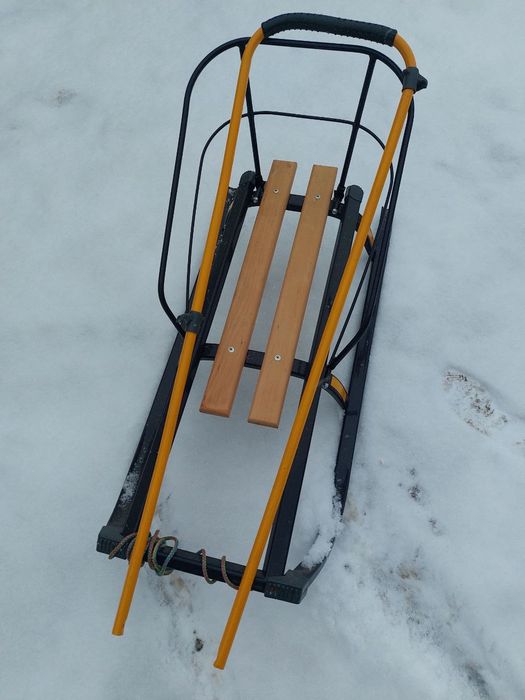 Санчата дитячі з батьківською річкою