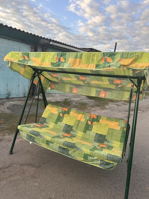 Гойдалка садова.