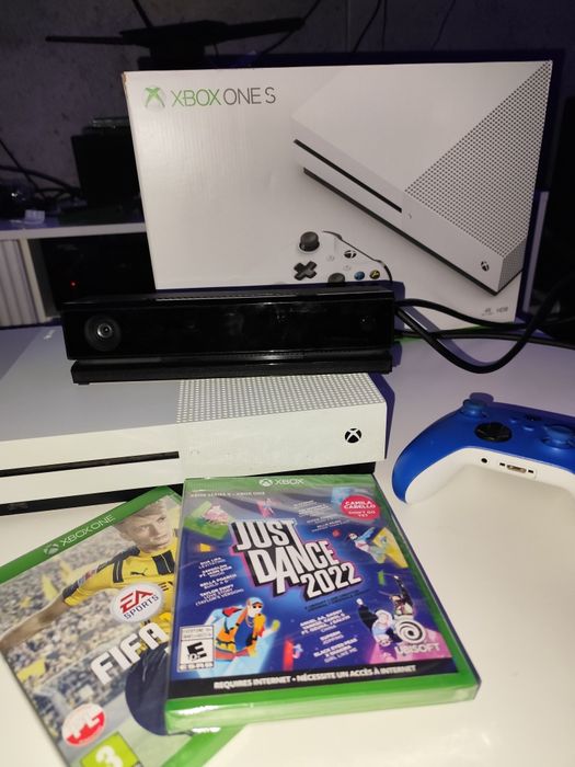 Xbox one s 4K + Kinect + Pad + just Dance 2022 Nowa Kartonik