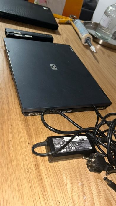 Computador completo a funcionar em perfeito estado