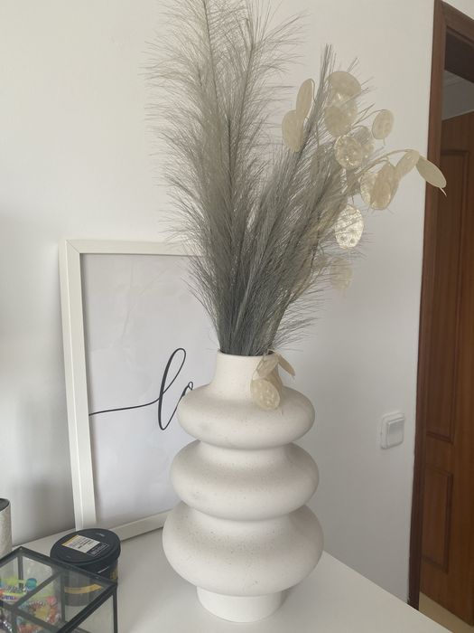 Vendo Jarra 20xA30 com flores e efeitos