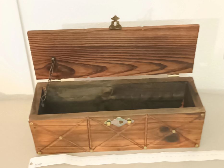 Caixa de madeira design rustico