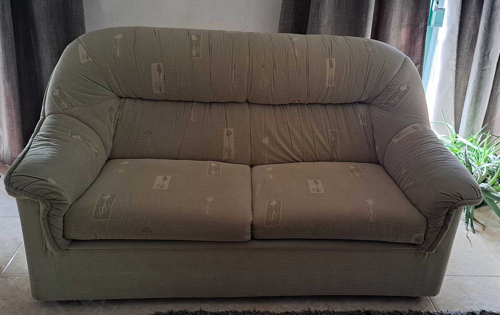Sofa de dois lugares