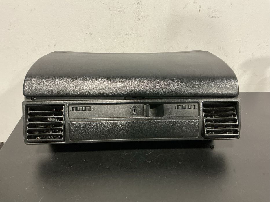 Peças BMW E36 316i – Volante, Frisos, Consola, Porta-luvas e mais